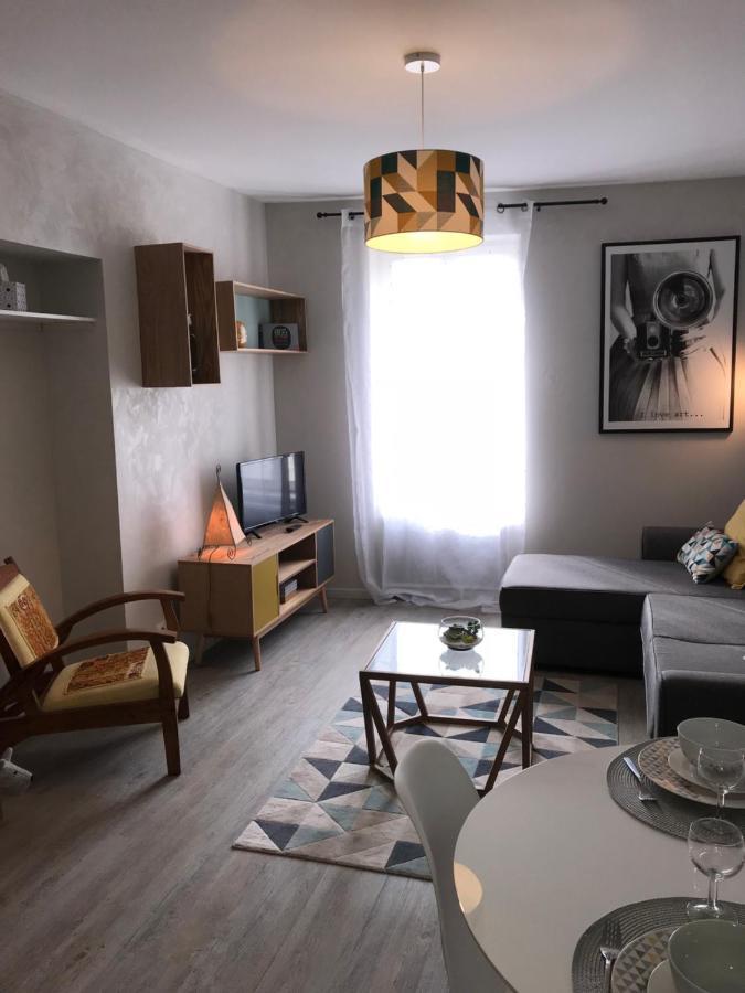 Appartement Contemporain Pont Vieux カルカソンヌ エクステリア 写真